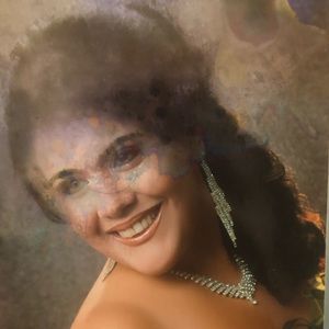 Meet your Posher, Inalvis